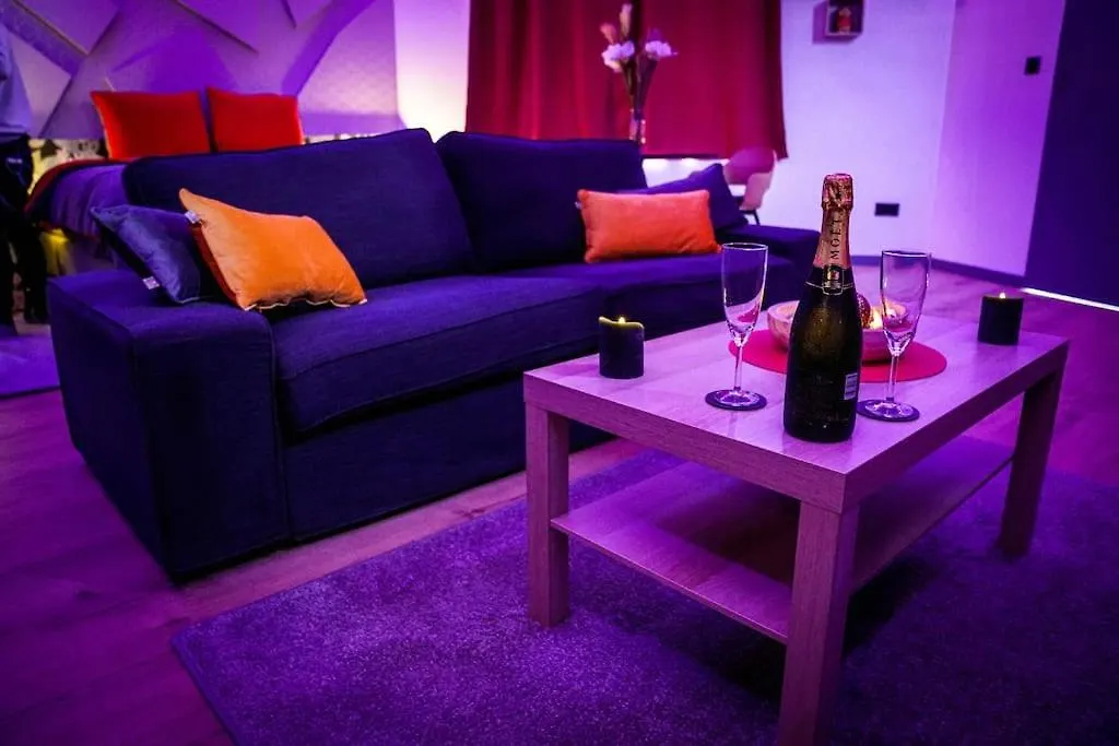 Holiday home Logement Prive Avec Jacuzzi Haut De Gamme ! Pres De L'Aeroport De Charleroi